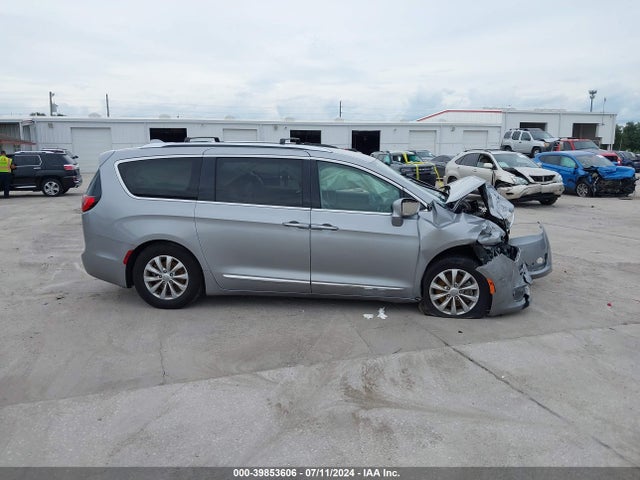 Chrysler Pacifica Touring L 2018 2C4RC1BG5JR217310 Image 12