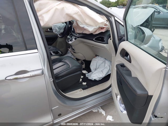 Chrysler Pacifica Touring L 2018 2C4RC1BG5JR217310 Image 5