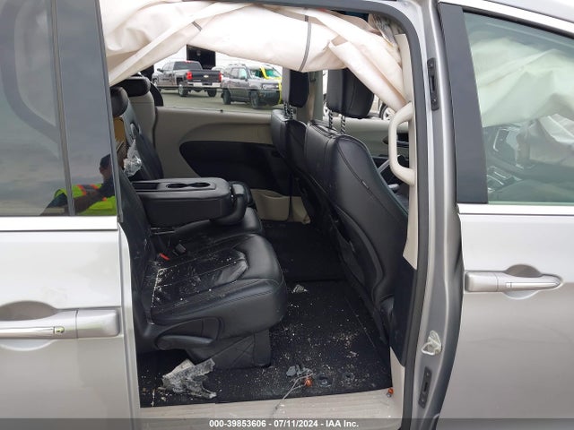 Chrysler Pacifica Touring L 2018 2C4RC1BG5JR217310 Image 8