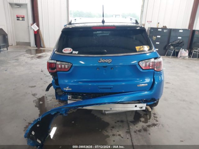 3C4NJCBB0JT134126 Jeep Compass Latitude Fwd