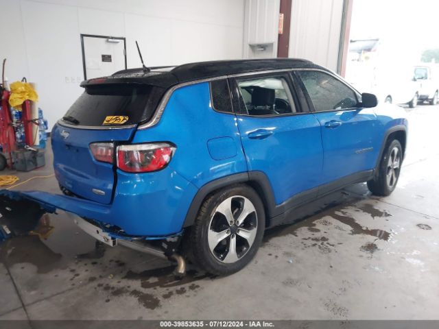 3C4NJCBB0JT134126 Jeep Compass Latitude Fwd