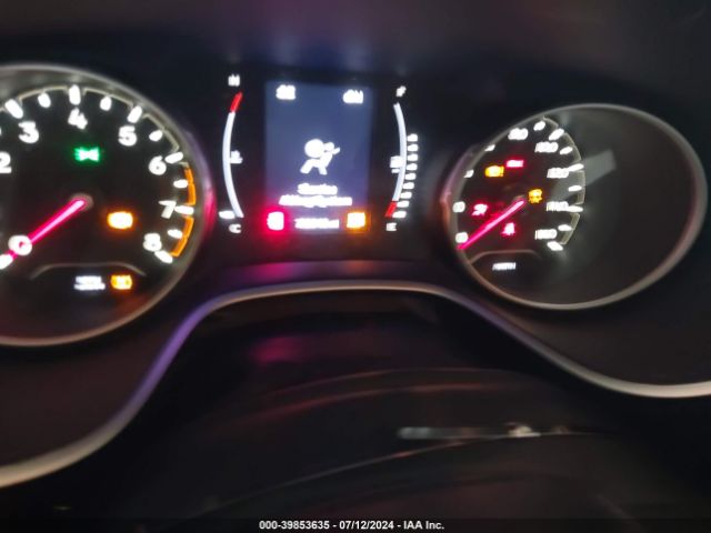 3C4NJCBB0JT134126 Jeep Compass Latitude Fwd
