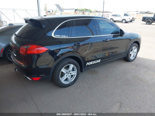 2013 PORSCHE CAYENNE WP1AA2A22DLA04616 Photo 3