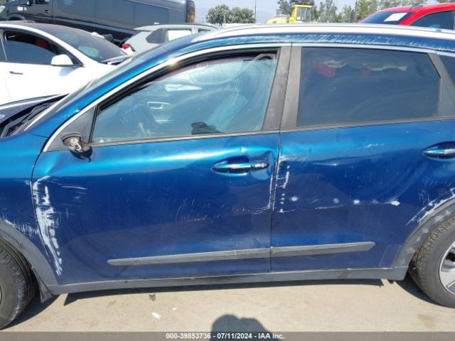 KNDCB3LC1K5251131 KIA NIRO LX