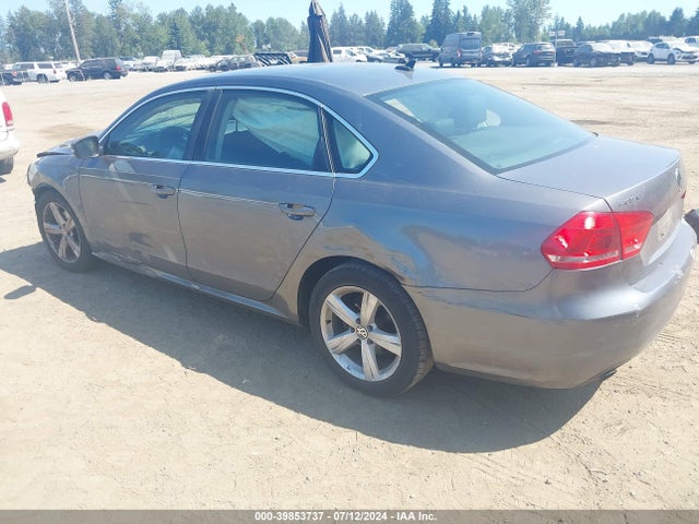 1VWBT7A34EC060500 Volkswagen Passat 1.8t Se