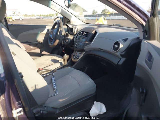 Chevrolet Sonic Ls Auto 2015 1G1JA6SHXF4156287 Image 5