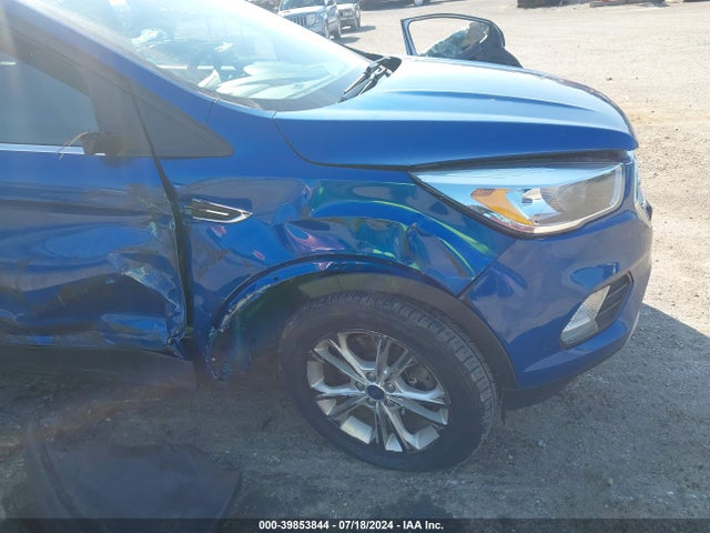 Ford ESCAPE SE 2017 1FMCU9GD5HUC10754 Image 6