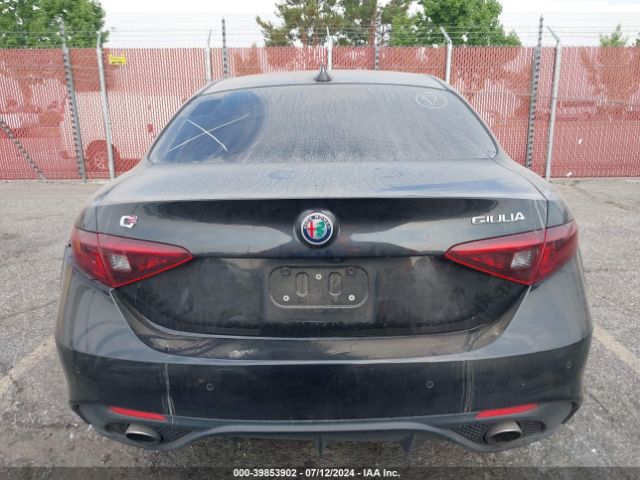 ZARFAMBN2K7601398 Alfa Romeo Giulia Ti Sport Rwd