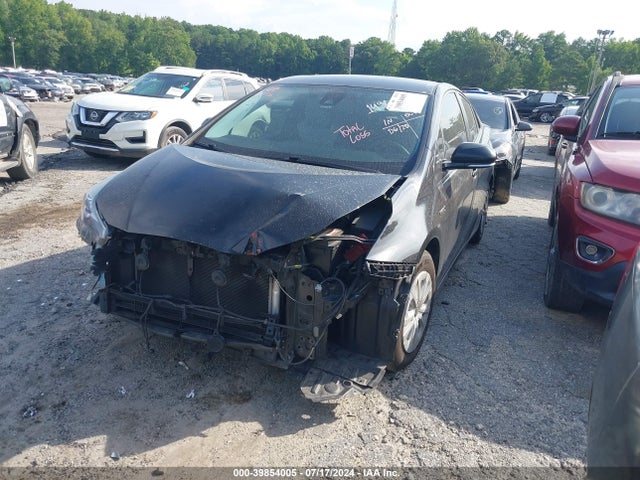 Toyota Prius Le 2019 JTDKARFU9K3100040 Image 2