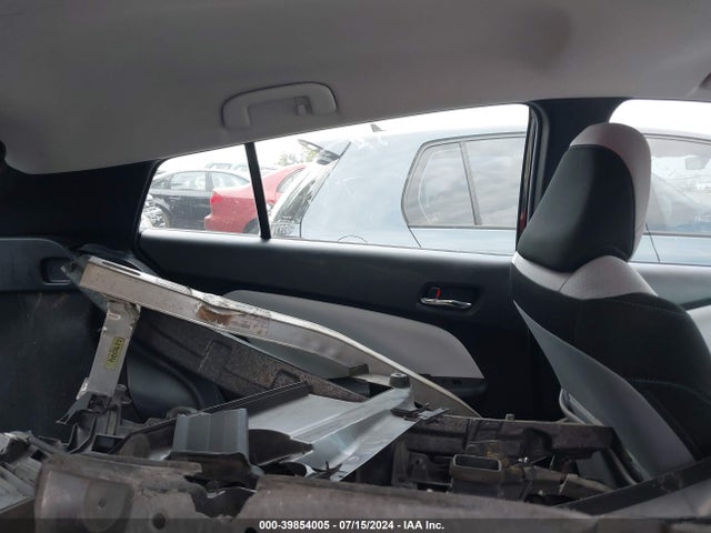 Toyota Prius Le 2019 JTDKARFU9K3100040 Image 8