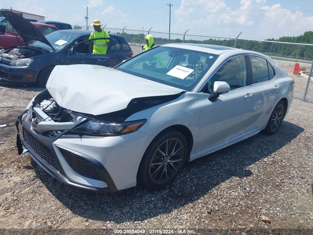 Toyota CAMRY SE 2024 4T1T11AK1RU188643 Image 2