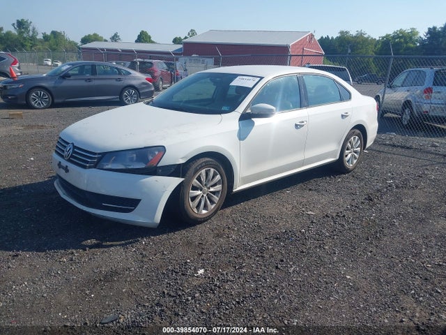 1VWAT7A32FC069287 Volkswagen Passat 1.8t Wolfsburg Edition