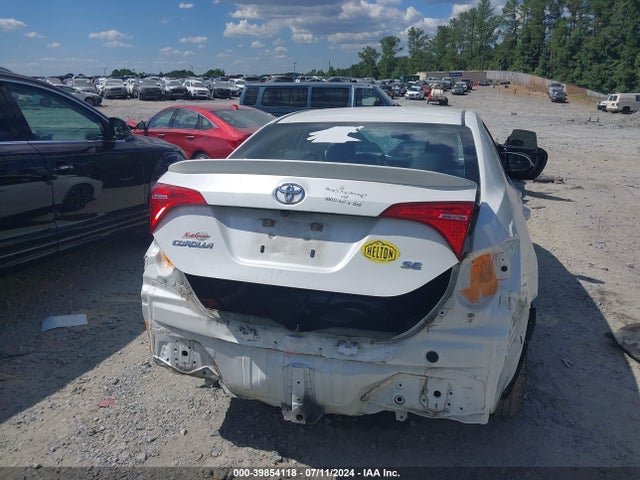 Toyota COROLLA SE 2018 5YFBURHE0JP759885 Image 16