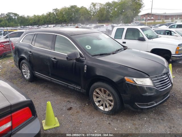 2LMHJ5NK8HBL00922 Lincoln Mkt Livery