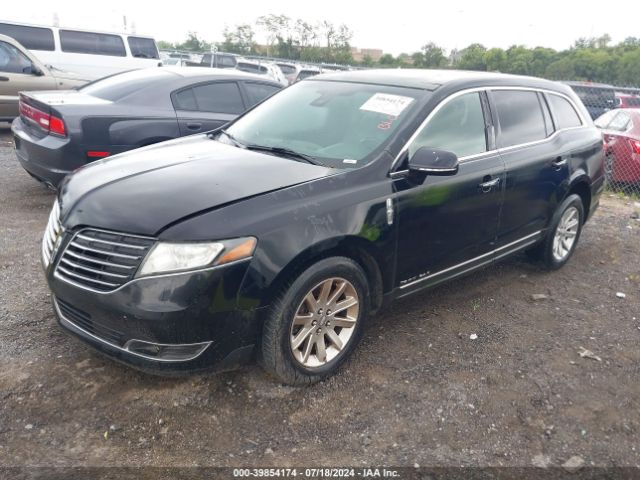2LMHJ5NK8HBL00922 Lincoln Mkt Livery