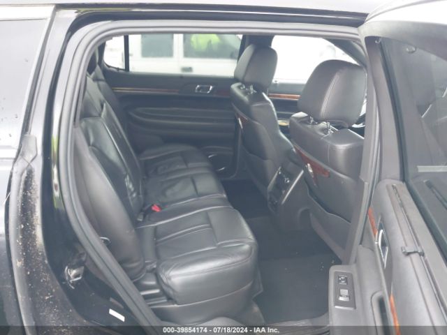 2LMHJ5NK8HBL00922 Lincoln Mkt Livery