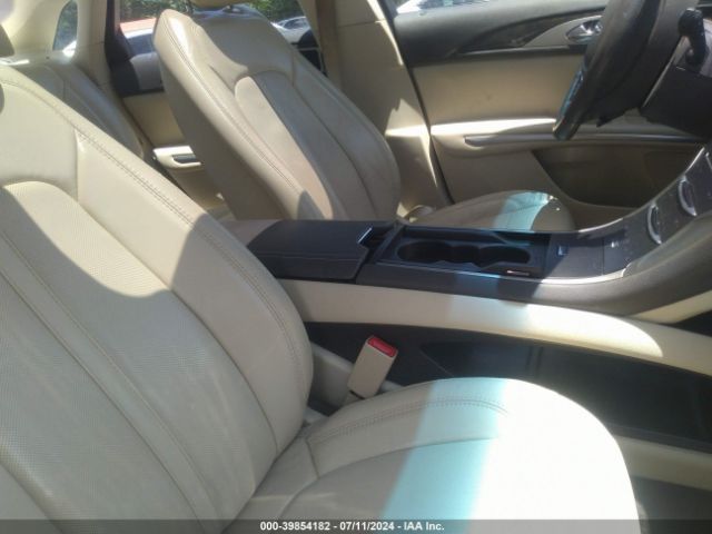 3LN6L2JK3ER810142 Lincoln MKZ