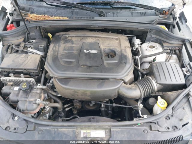 1C4RJEAG0JC300683 Jeep Grand Cherokee Laredo 4x2