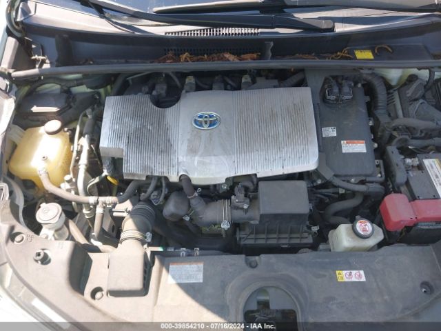 JTDKARFU5H3051962 Toyota Prius Four