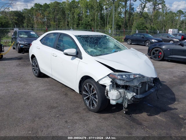 Toyota COROLLA SE 2017 5YFBURHE4HP650811 главное изображение