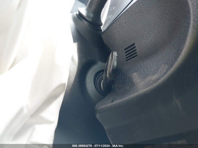 Toyota COROLLA SE 2017 5YFBURHE4HP650811 Image 11