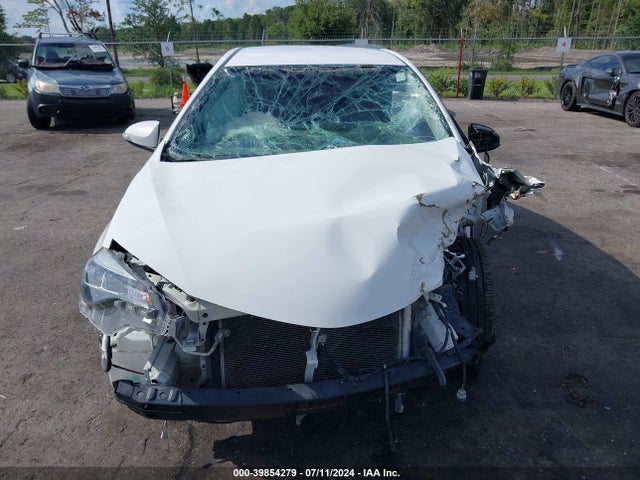 Toyota COROLLA SE 2017 5YFBURHE4HP650811 Image 12