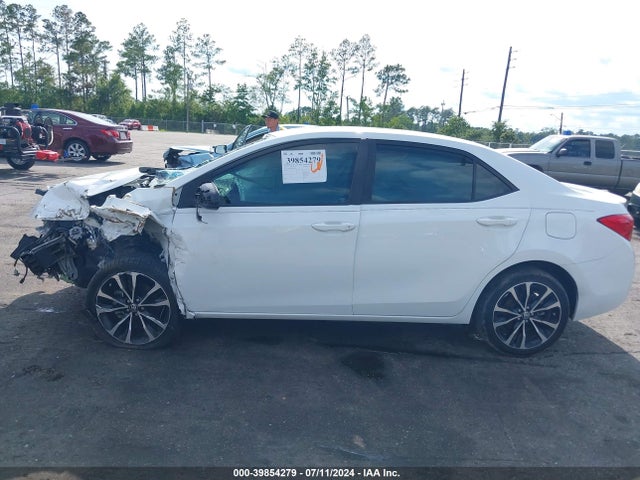Toyota COROLLA SE 2017 5YFBURHE4HP650811 Image 14