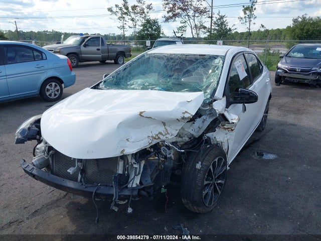 Toyota COROLLA SE 2017 5YFBURHE4HP650811 Image 6