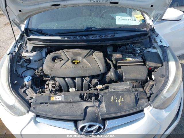 5NPDH4AE6FH636901 Hyundai ELANTRA SE