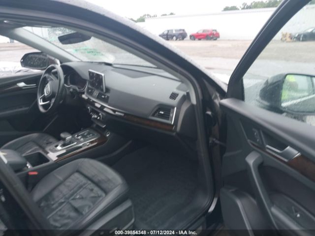 WA1BNAFY6K2096599 Audi Q5 45 Premium