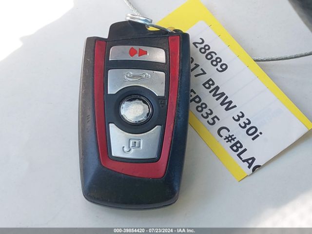 WBA8B9C30HK885188 BMW 330I