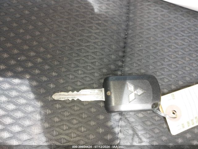 JA4AZ2A36HZ007387 Mitsubishi Outlander Es
