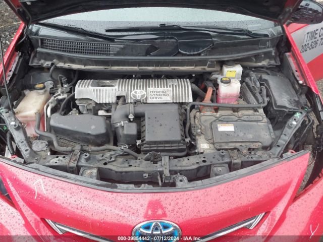 JTDZN3EU1E3299915 Toyota Prius V Three