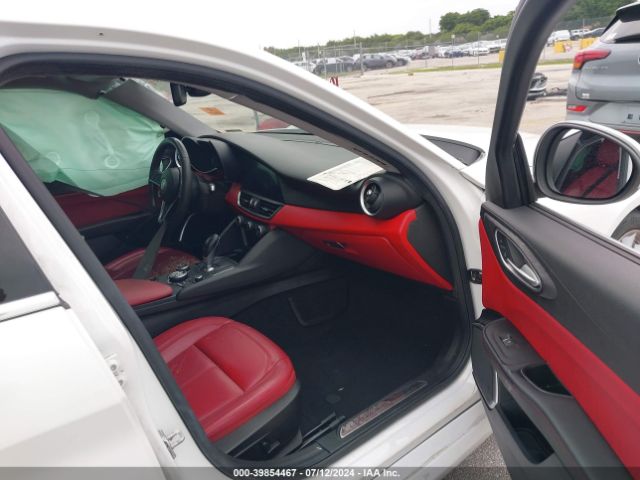 2019 ALFA ROMEO GIULIA ZARFAMAN2K7598133 Photo 4