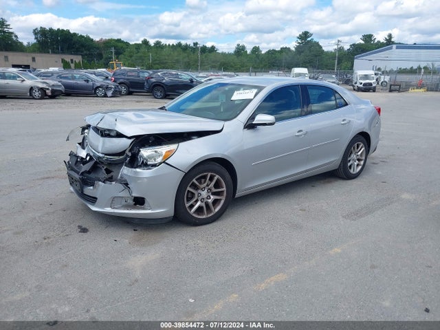 Chevrolet MALIBU 1LT 2015 1G11C5SL0FF100372 Image 2