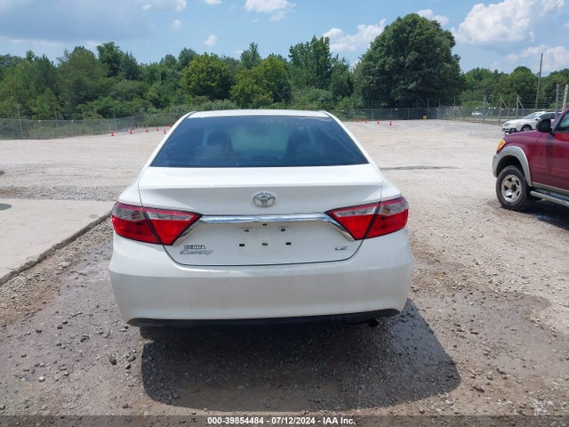 Toyota CAMRY LE 2015 4T1BF1FKXFU080118 Image 16
