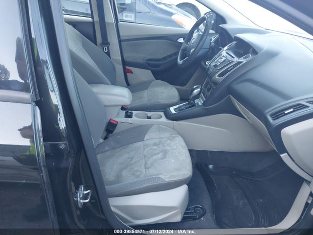 Ford FOCUS SE 2014 1FADP3F23EL230800 Image 5