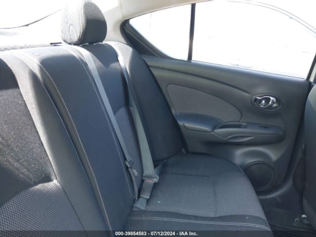 3N1CN7AP9FL915477 Nissan Versa 1.6 Sl
