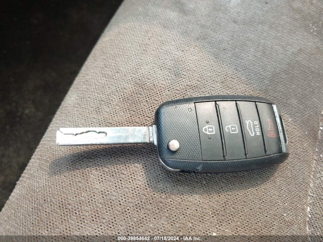 KIA Optima Lx 2016 5XXGT4L34GG111436 Image 11