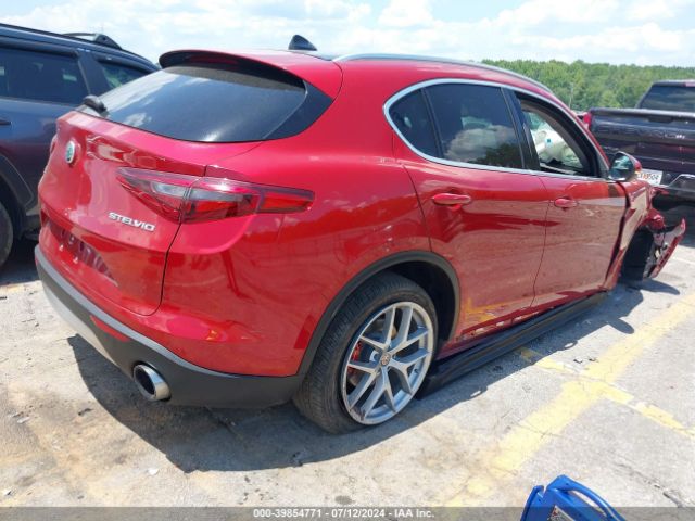 ZASPAKBN9K7C50788 Alfa Romeo Stelvio Ti Lusso Awd