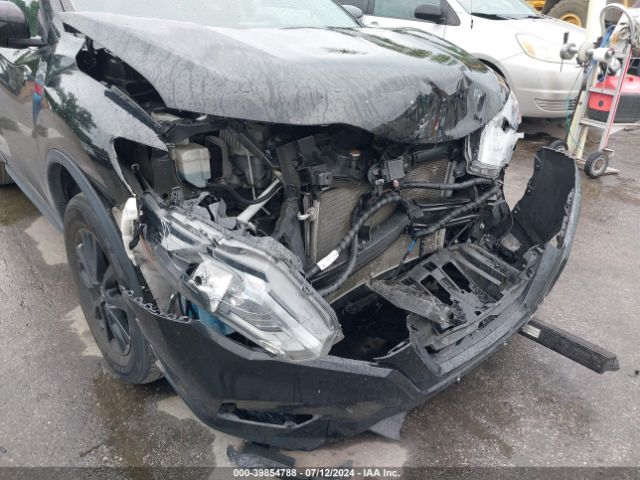 5N1AT2MV3JC736889 Nissan ROGUE SV