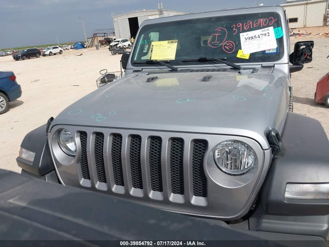 1C4HJXAG4MW694604 Jeep Wrangler Sport S 4x4