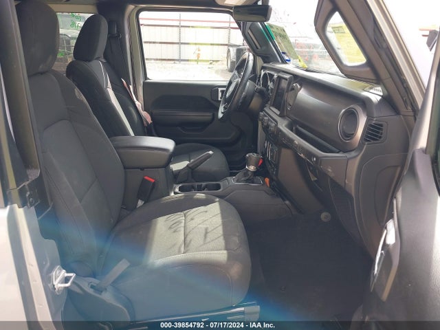 1C4HJXAG4MW694604 Jeep Wrangler Sport S 4x4
