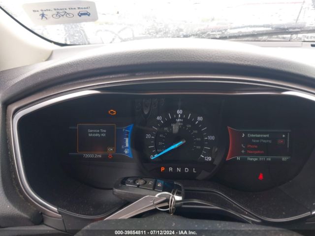 3FA6P0LU8KR101395 Ford Fusion Hybrid Se