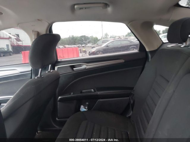 3FA6P0LU8KR101395 Ford Fusion Hybrid Se