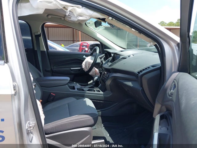 1FMCU9GD3JUA79314 Ford ESCAPE SE