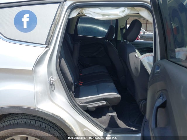 1FMCU9GD3JUA79314 Ford ESCAPE SE