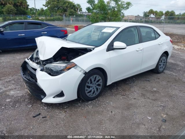 5YFBURHE7JP782631 Toyota COROLLA LE