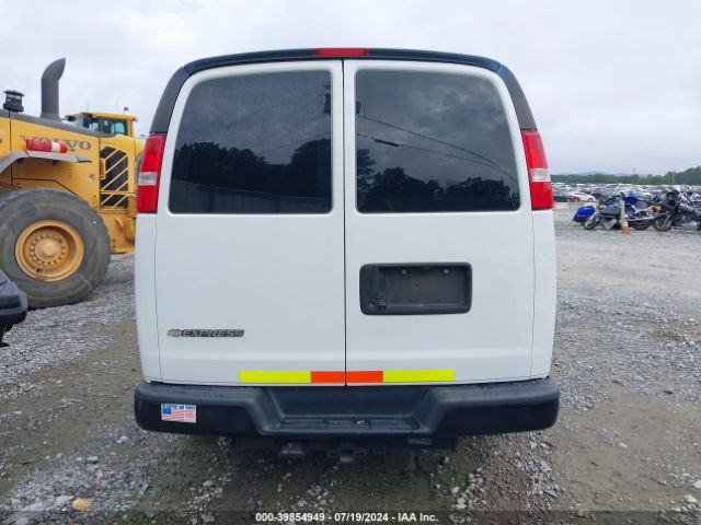 1GCWGAFG3K1362627 Chevrolet Express 2500 Work Van