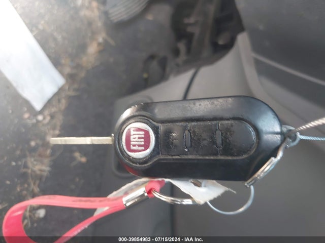 2012 FIAT 500 3C3CFFBR9CT126105 Photo 10